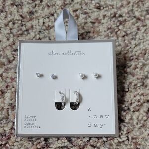 A New Day Silver Cubic Zirconia and Pearl Earring Set